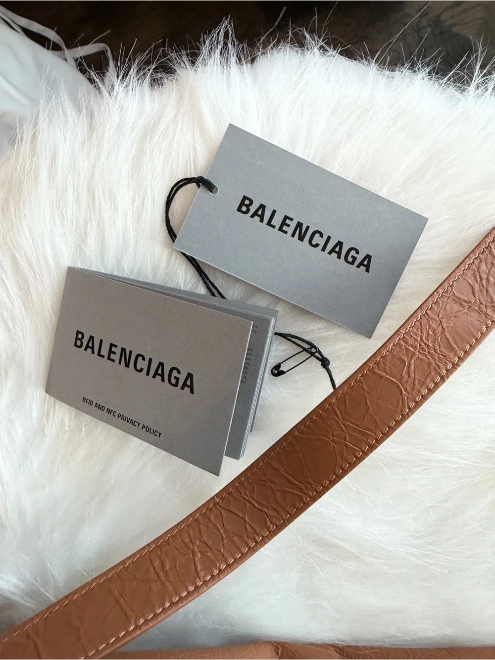 Balenciaga LE CITY BAG MEDIUM IN CAMEL